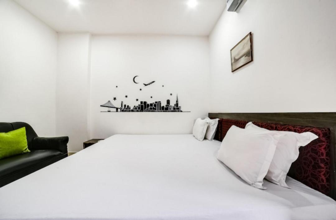 Hotel Executive Inn Hailakandi エクステリア 写真