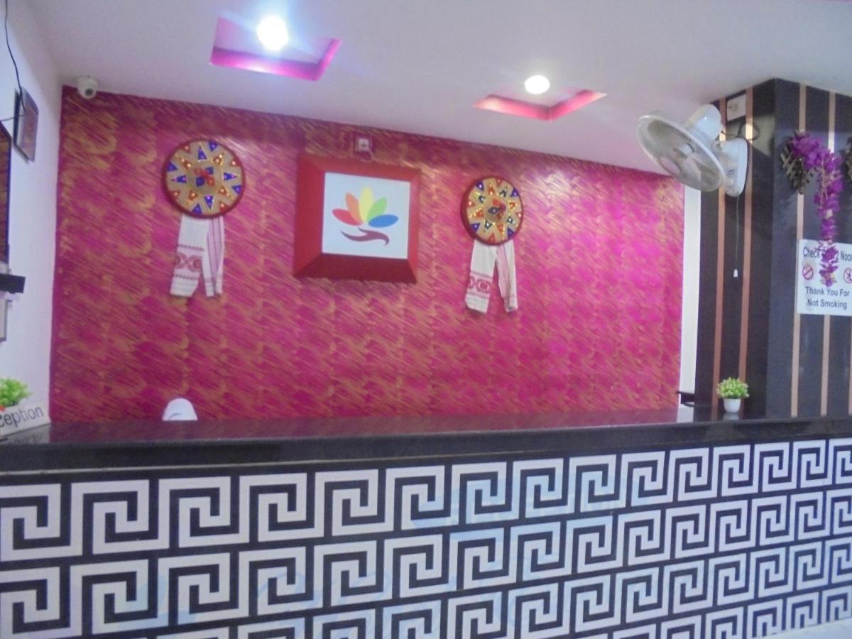 Hotel Executive Inn Hailakandi エクステリア 写真