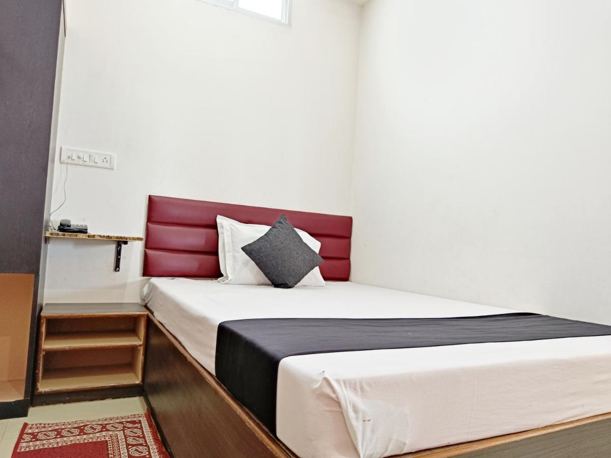 Hotel Executive Inn Hailakandi エクステリア 写真