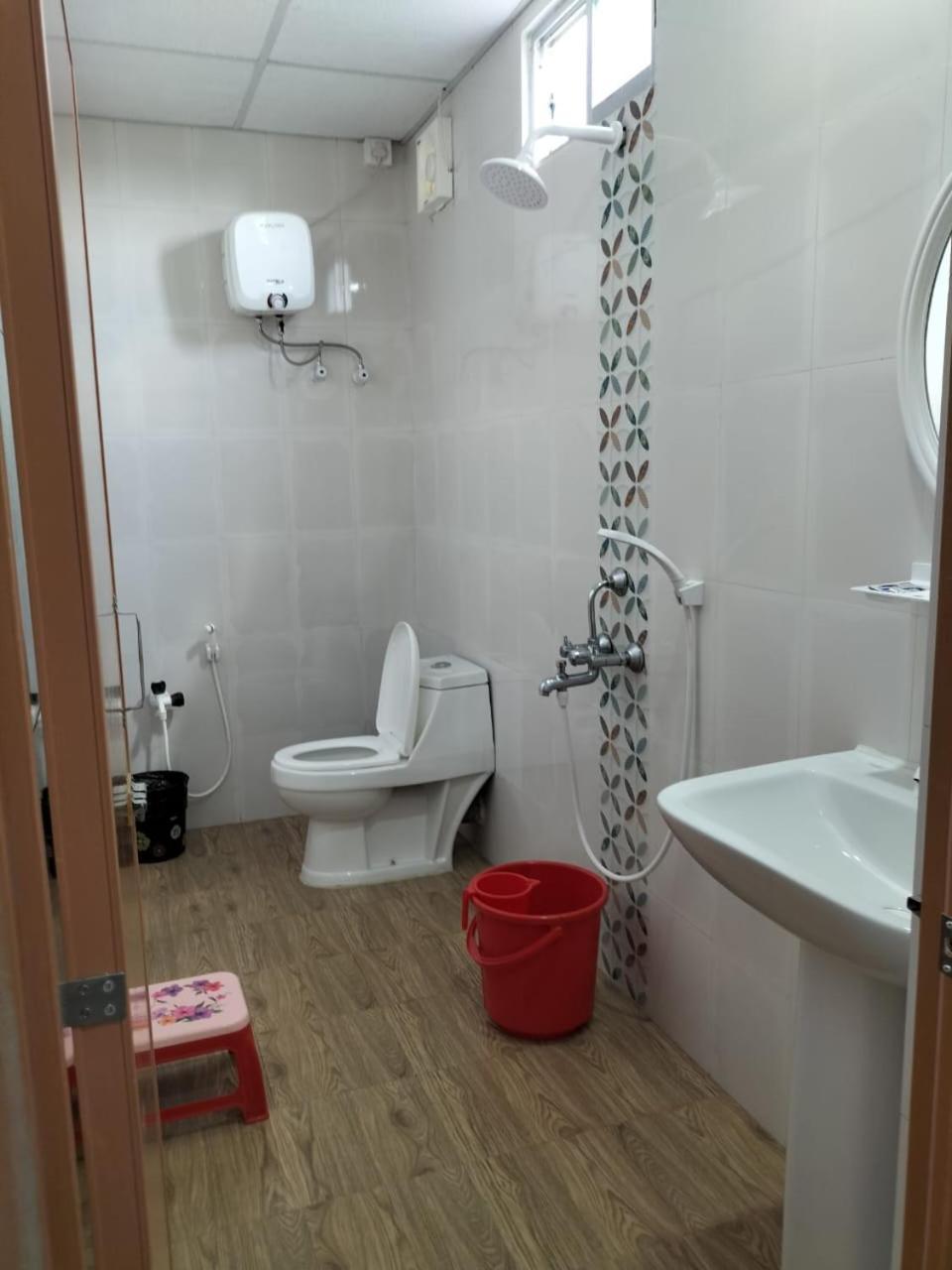Hotel Executive Inn Hailakandi エクステリア 写真